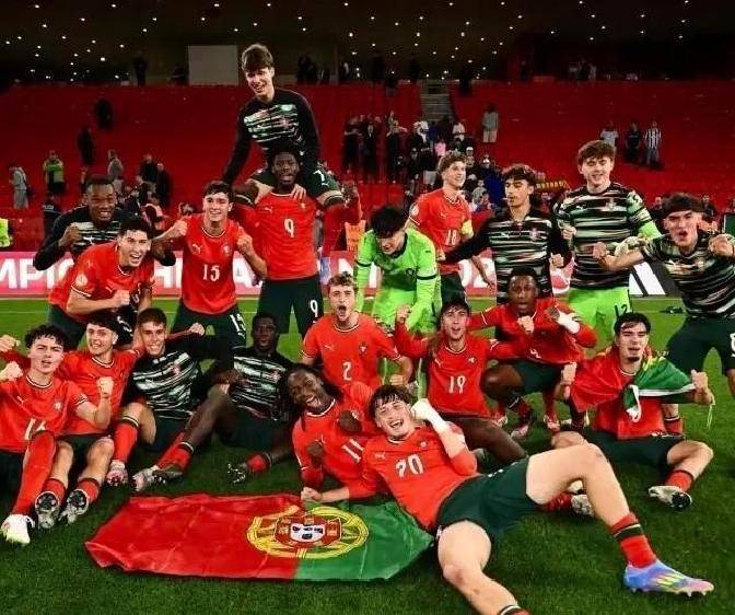 葡萄牙队险胜奥地利队，林高远点燃赛场