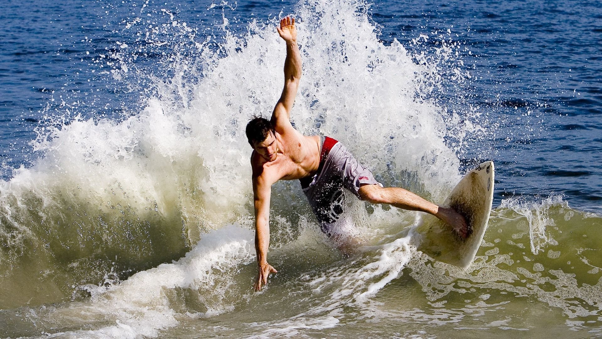 爱游戏体育-辽宁队粉碎步行者，当东方铁骑在NBA夏季联赛掀起风暴