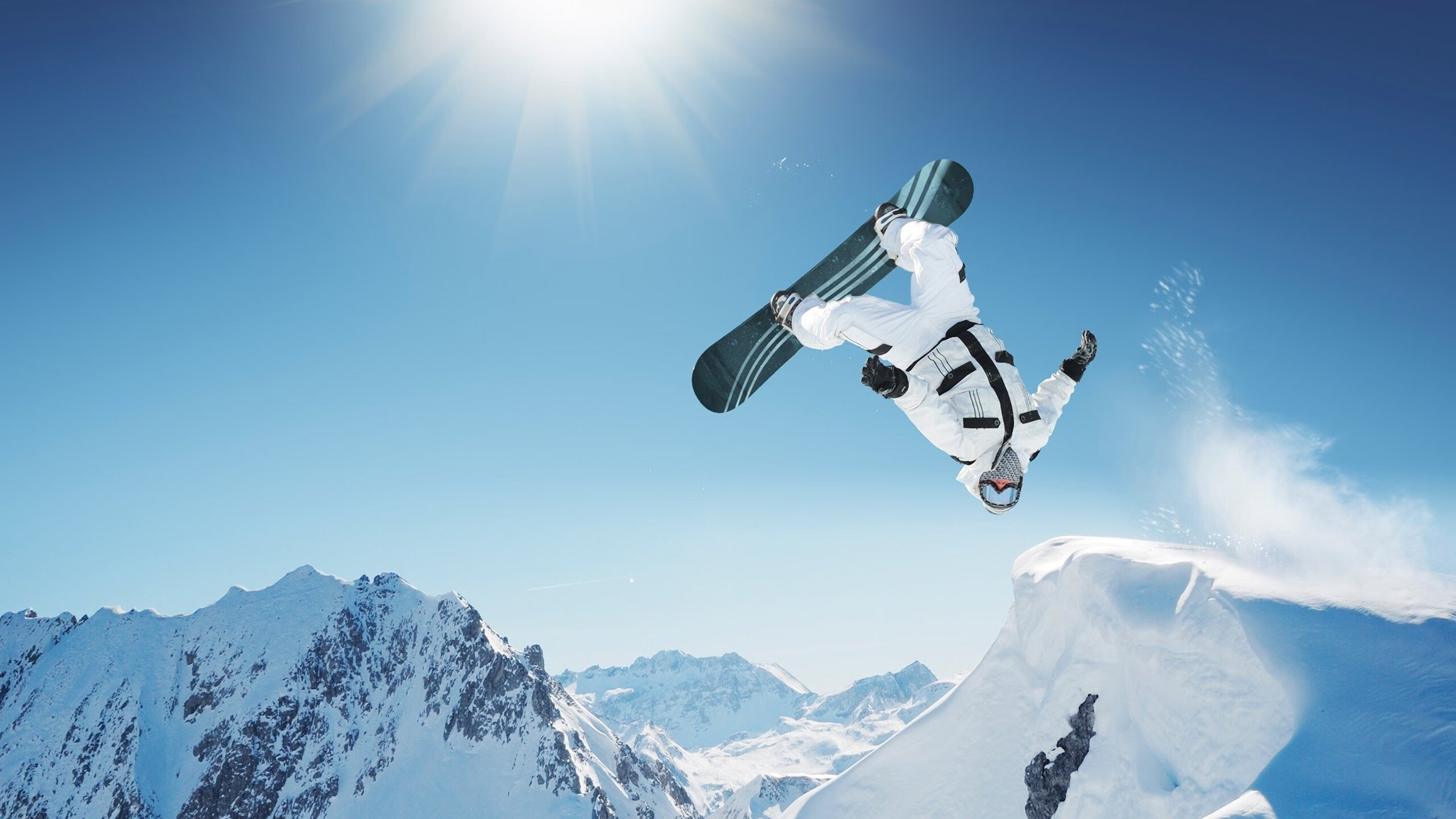 英超争冠焦点战，当绿茵场上的战术博弈遇见篮球场的开拓者精神